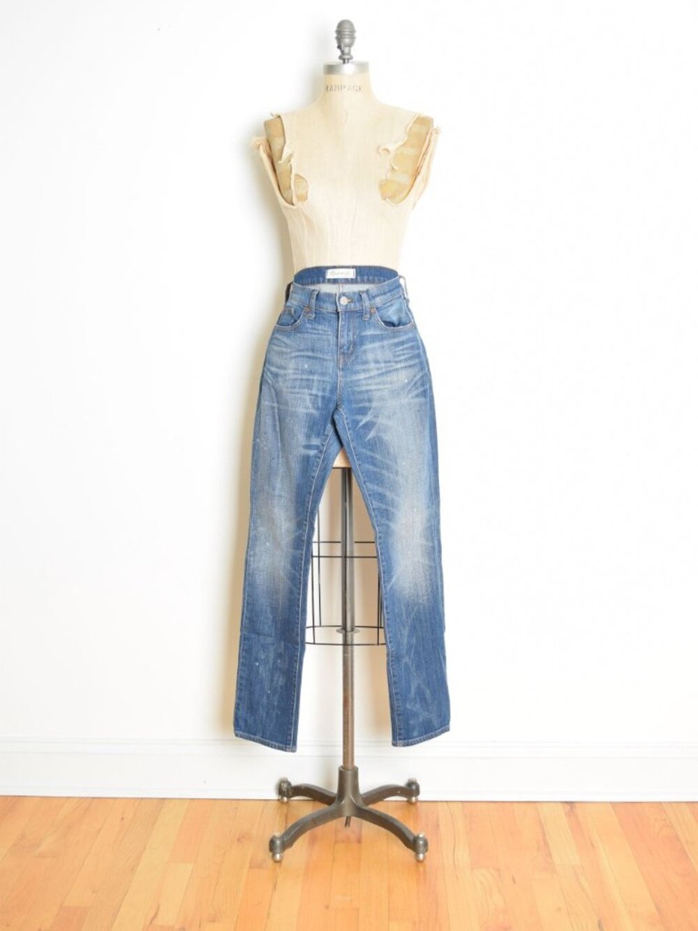 Madewell jeans slim boyjean blue denim straight leg skinny distressed 26 XS